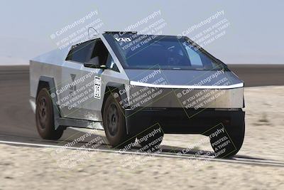 media/Nov-08-2025-Speed Ventures (Sat) [[1c7a6332f5]]/TC B/Session 2 (Turn 2)/